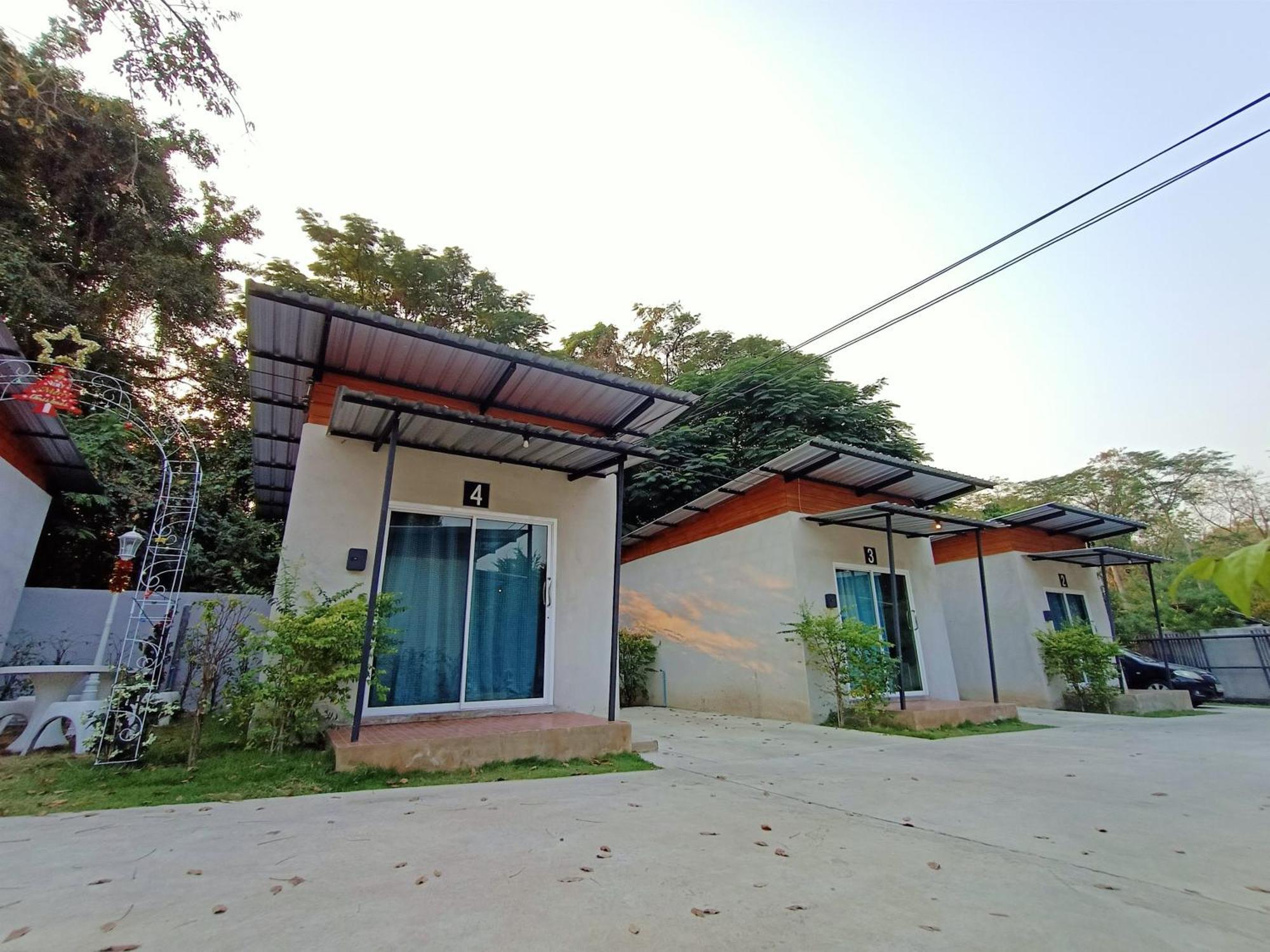 Resort พักดีรีสอร์ท 2 2*