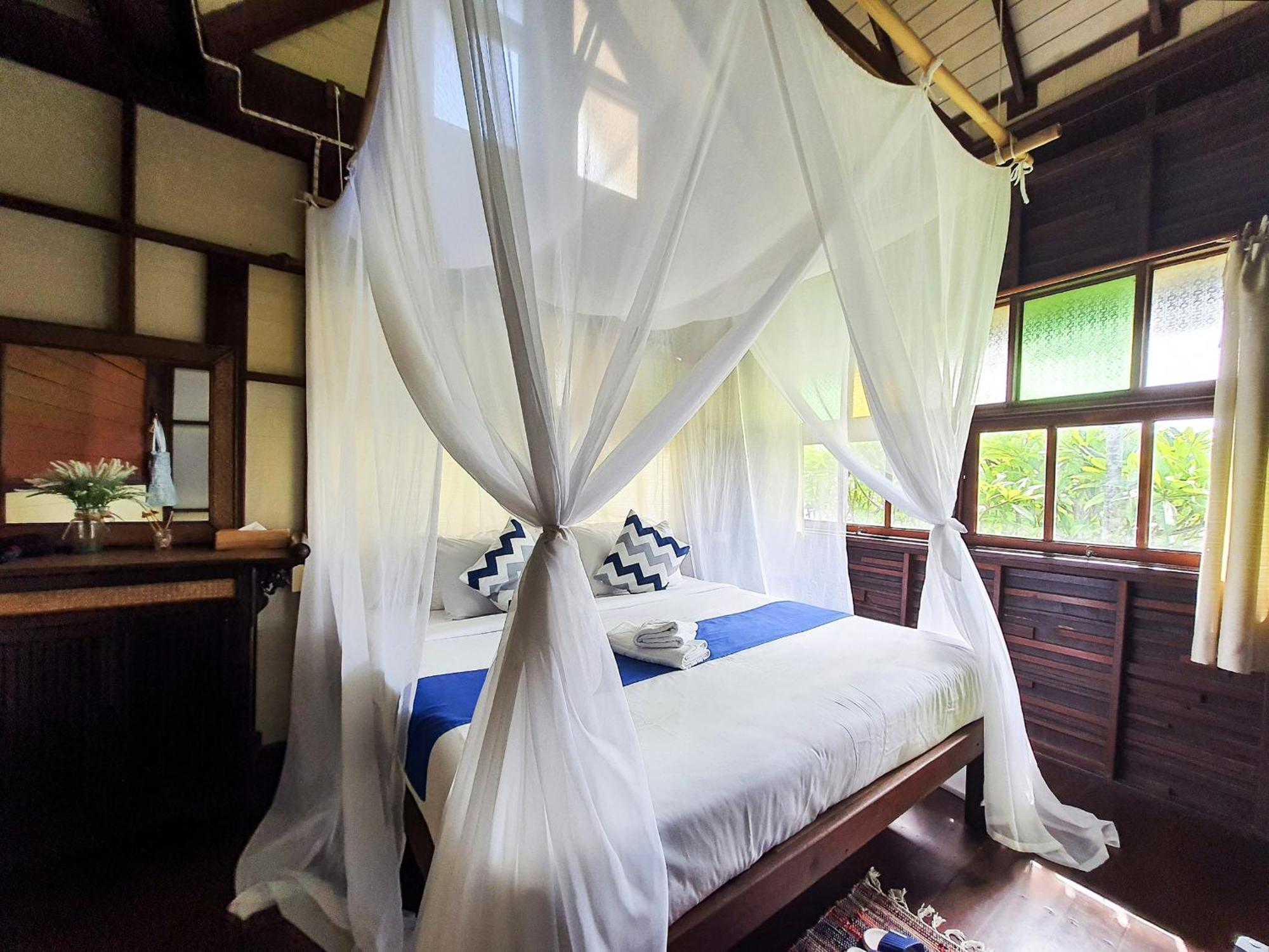 Baan Thong Ching 4*