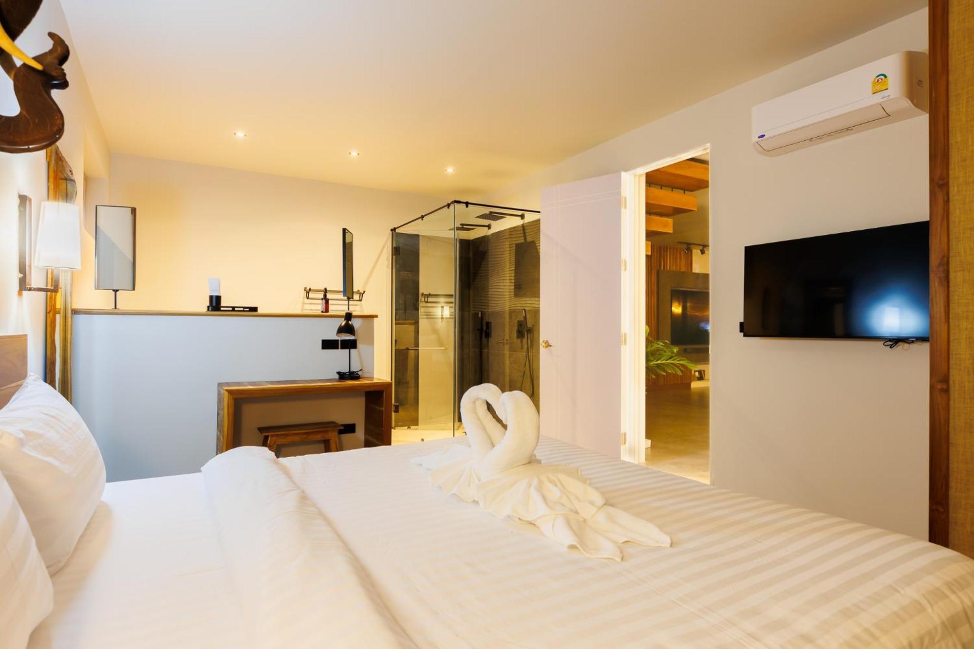Zivilla Private Pool Beachfront *