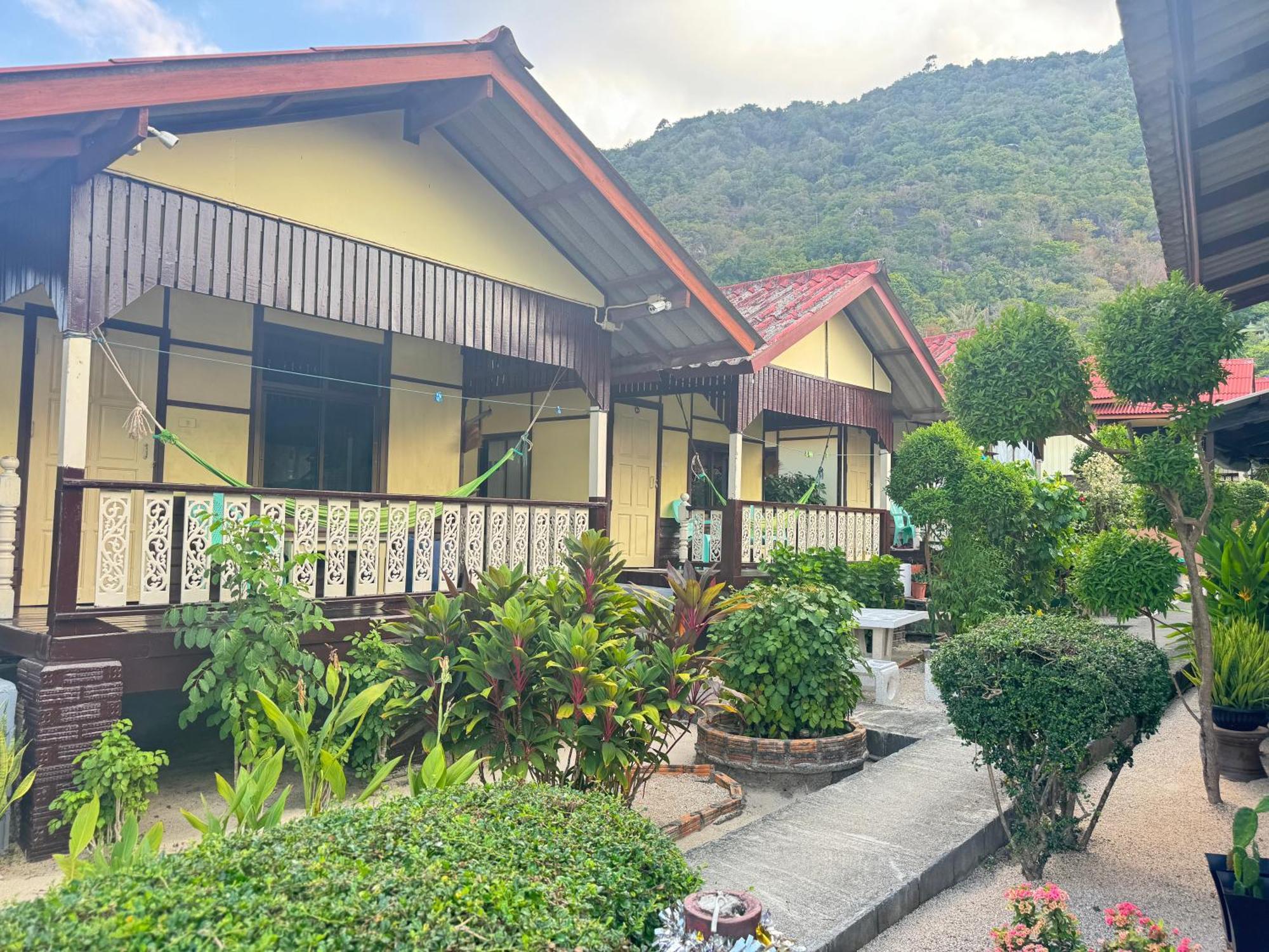Starlight Haadrin Resort 2*