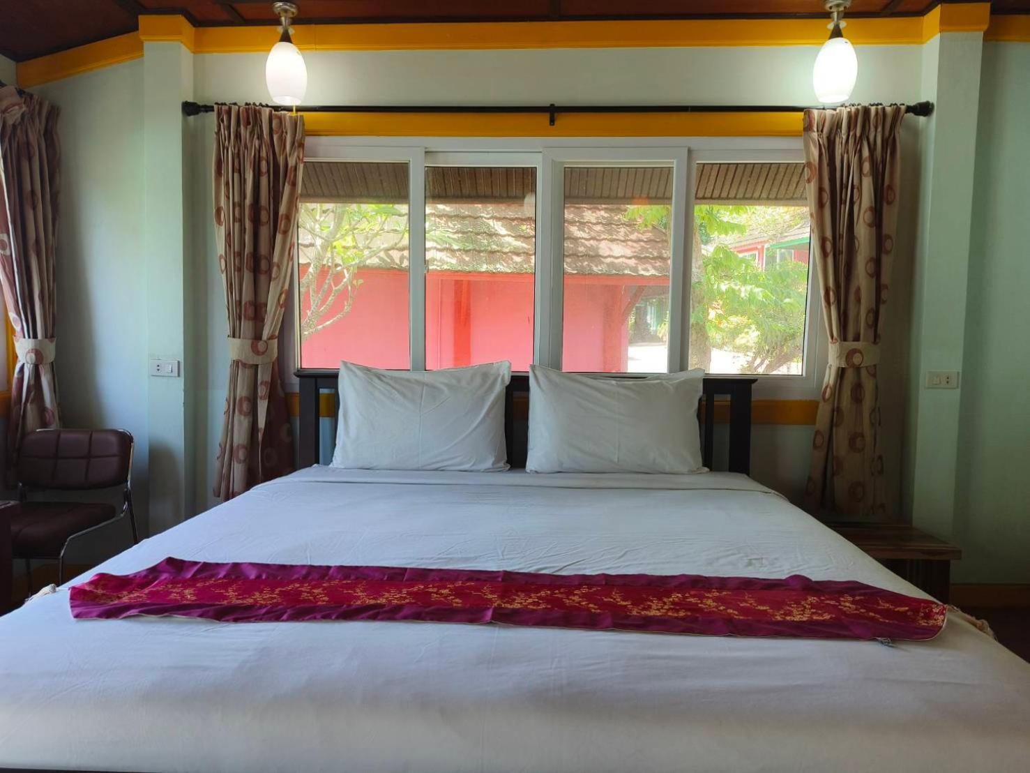 Hotel Phi Phi View Point 2*