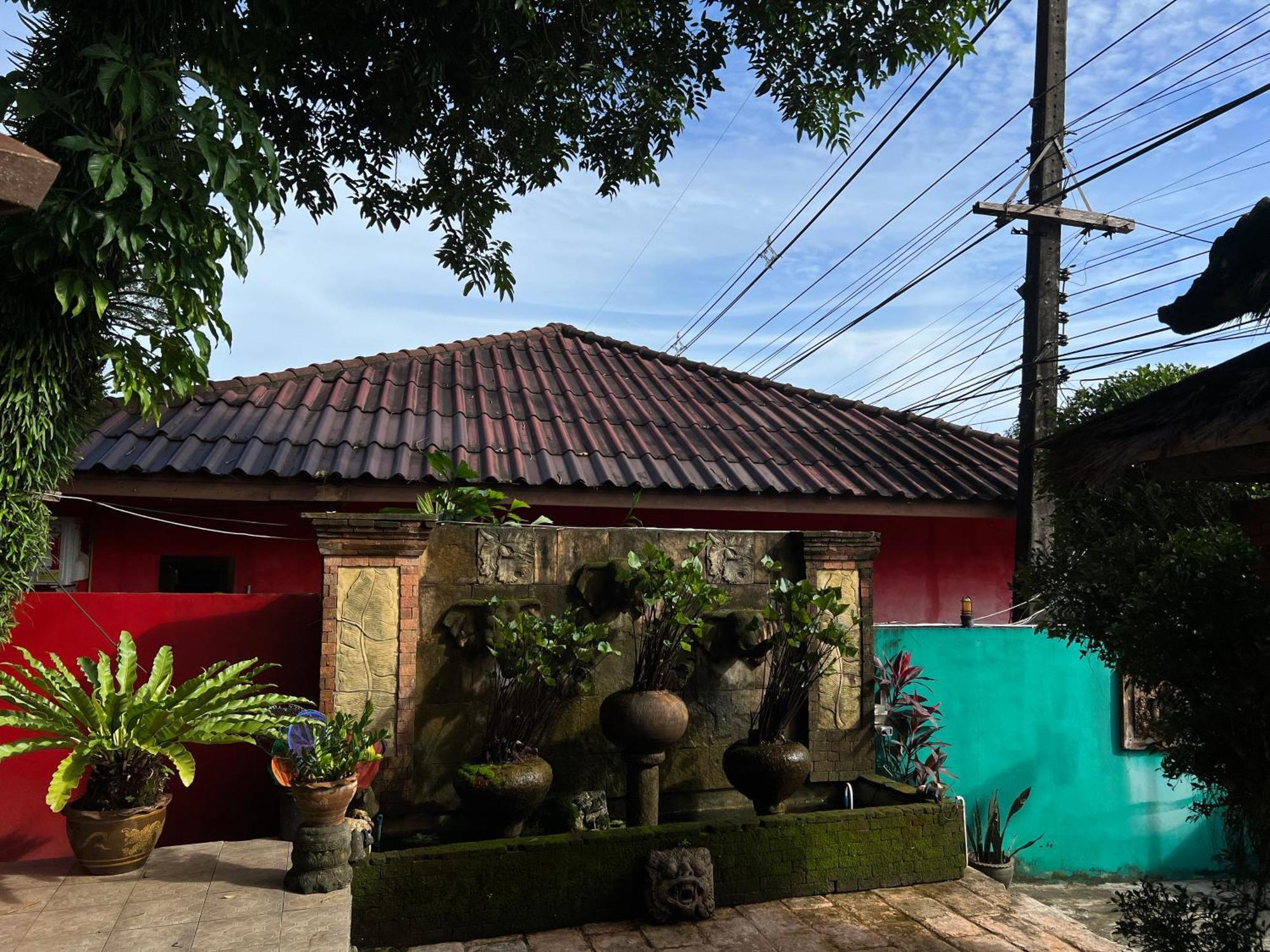 Baan Ton Rak Boutique