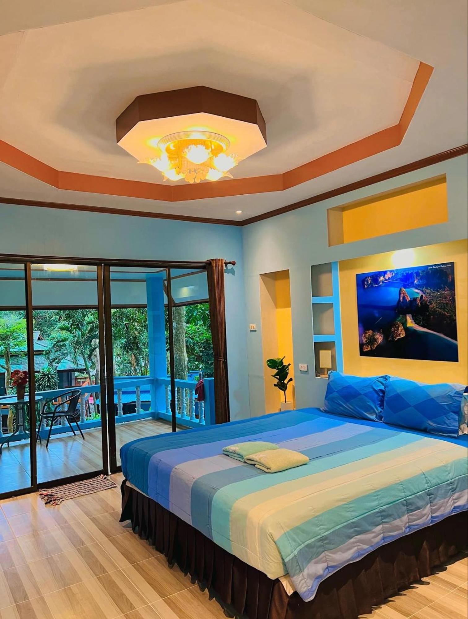 Mom Boutique Hotel