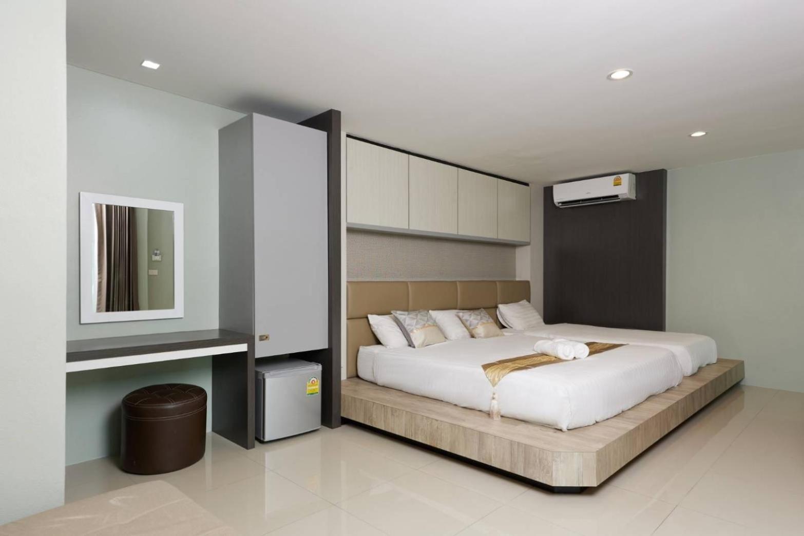 Cherilynn Holmes At Hatyai Hat Yai