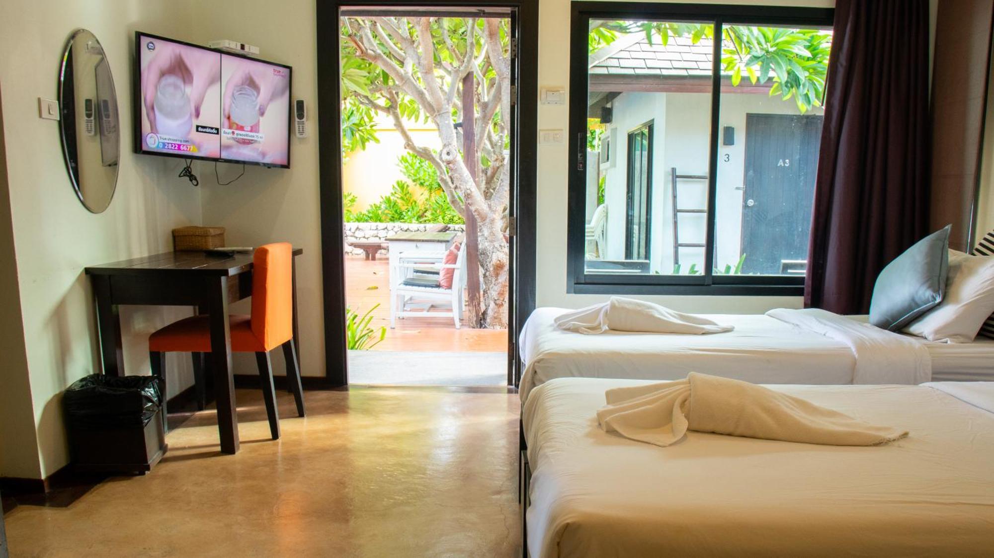 Chidlom Hotel Haad Chao Samran