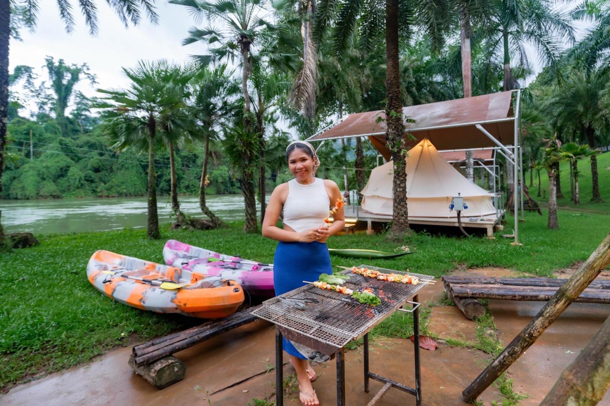 Puprai Tarnnarm Thong Pha Phum