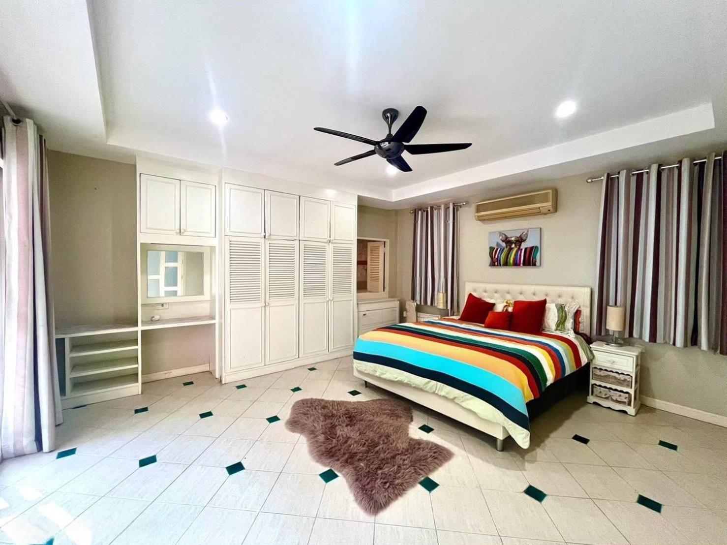 Pool 5bedroom Cosy Big Area Close To The Pattaya