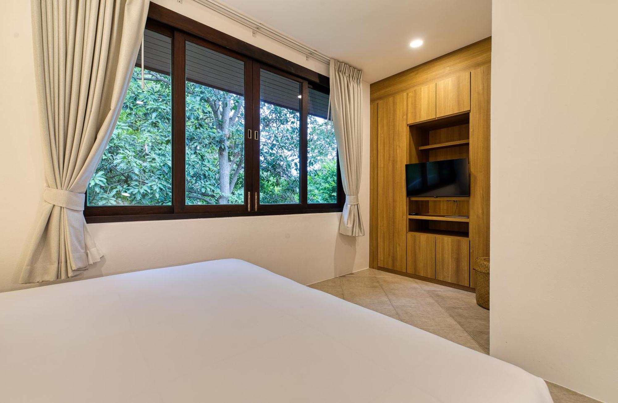 Baan Rawee Villa