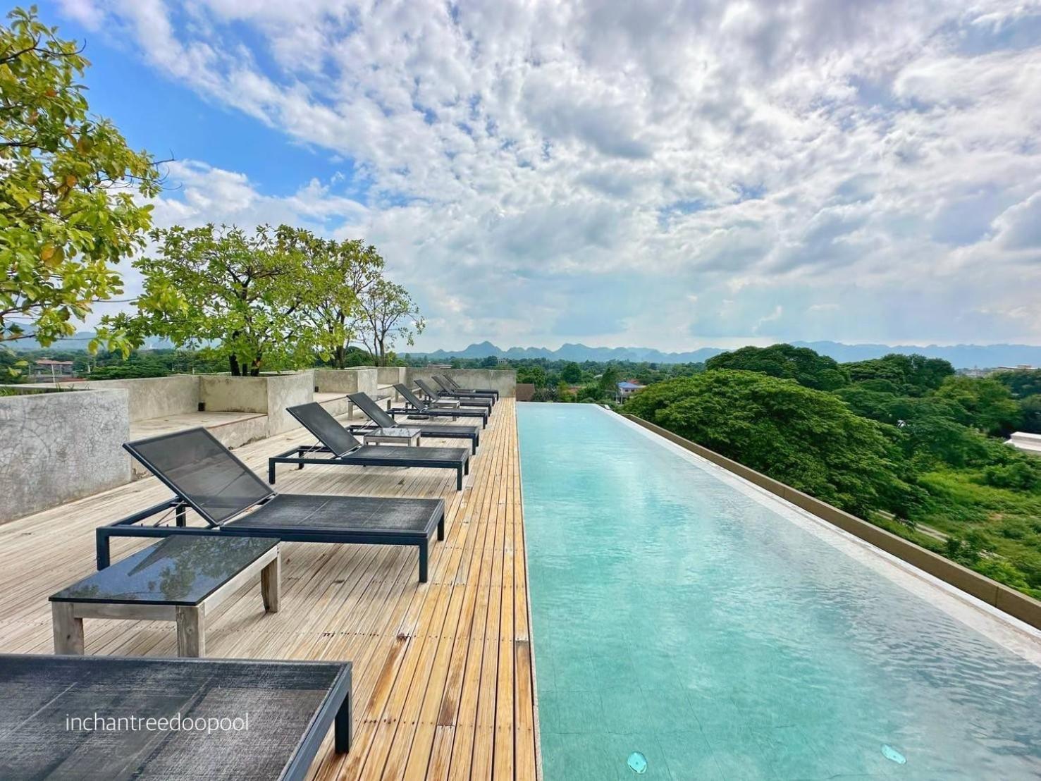 Inchantreedoopool Hotel