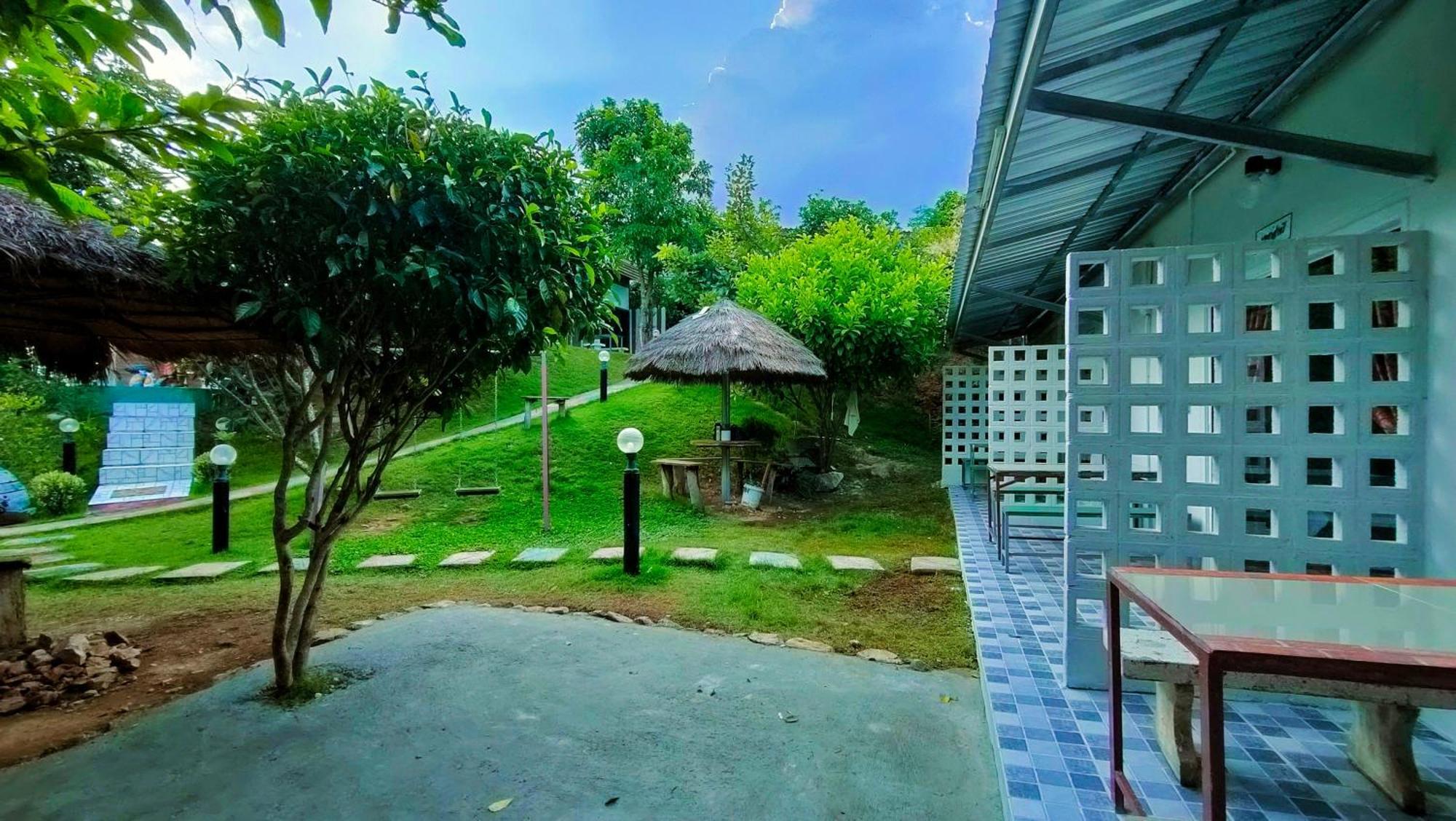 Baan Mai Hom Guest house Suan Phueng