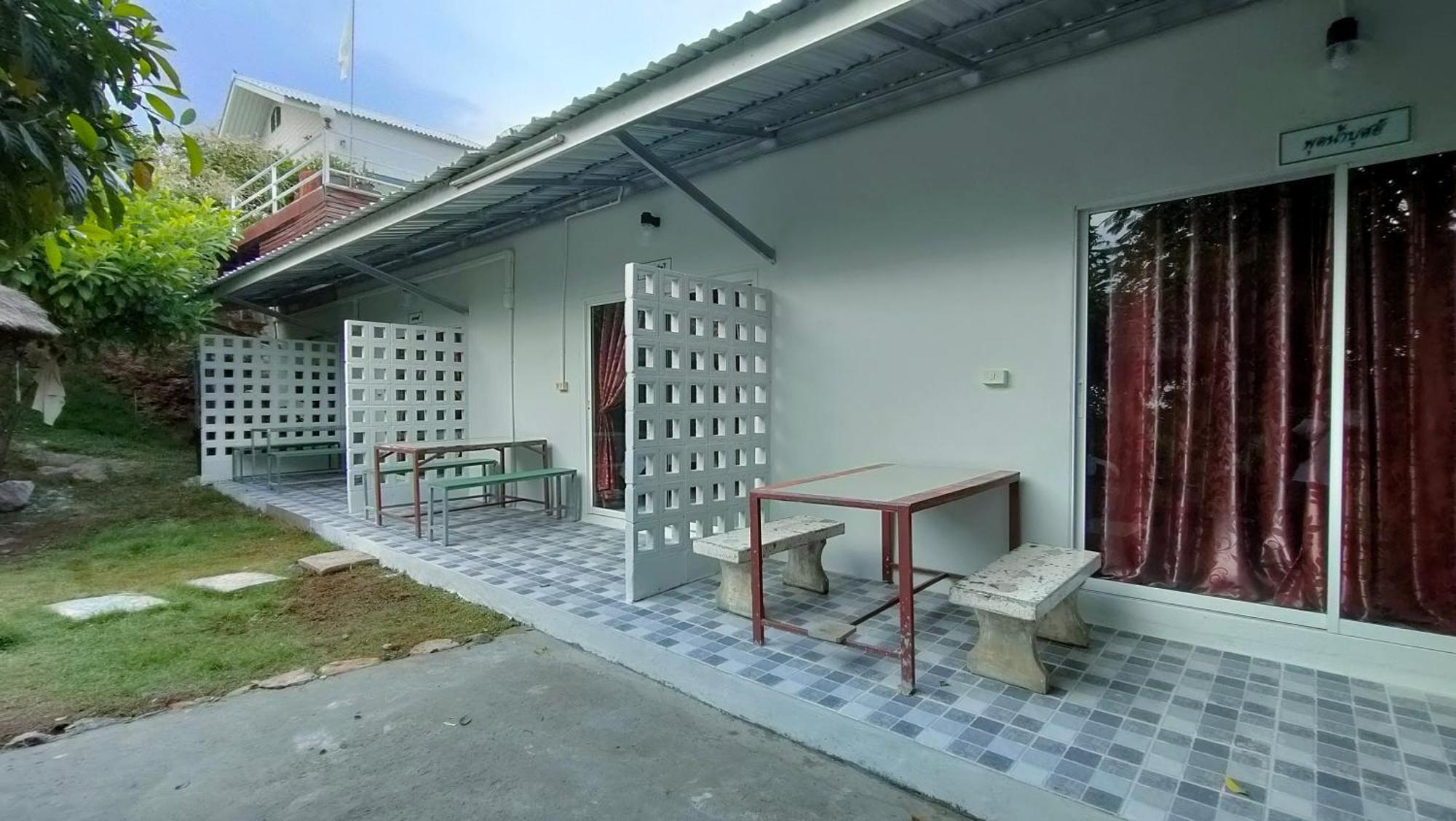 Baan Mai Hom