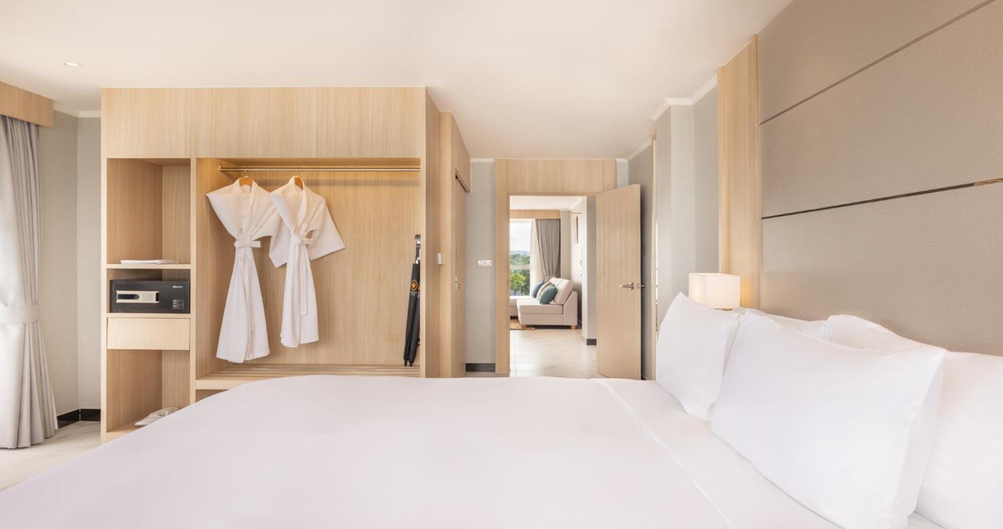 Eastin Rayong