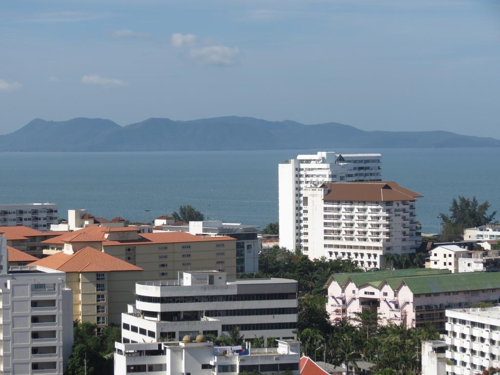 View Talay 1b Serviced Apartment Pattaya
