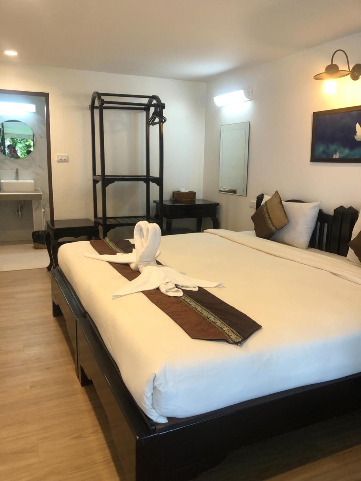 Chang Cliff Resort 3*