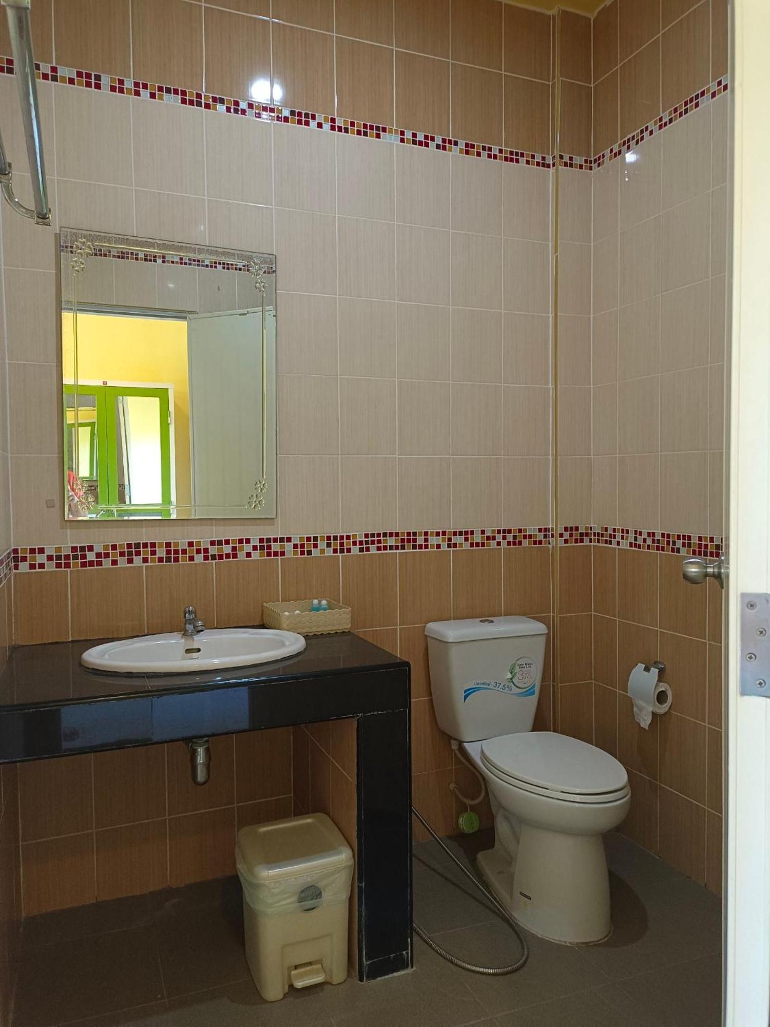 Hotel Khao Sok Country 2*