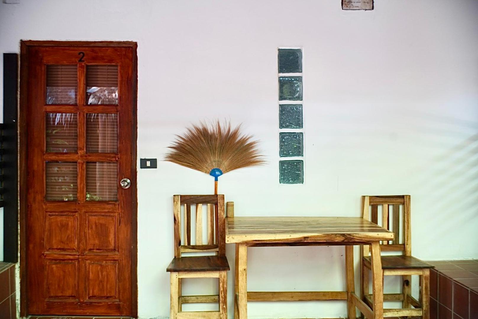 Adang Sea Divers & Eco Lodge *