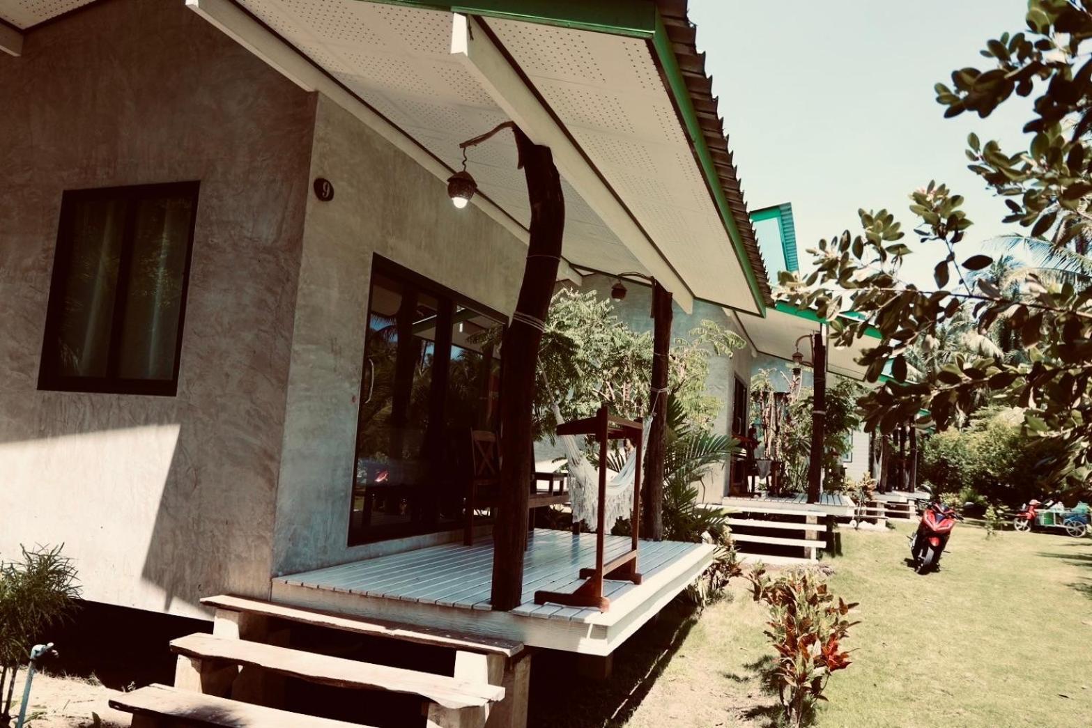 Suan Maprao Resort *
