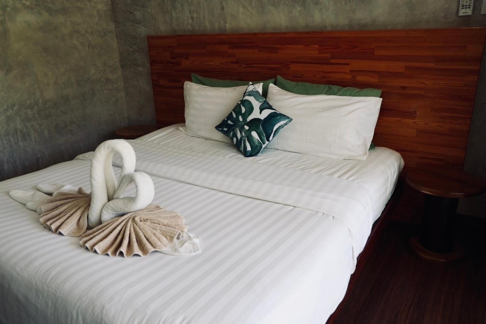 Suan Maprao Resort *
