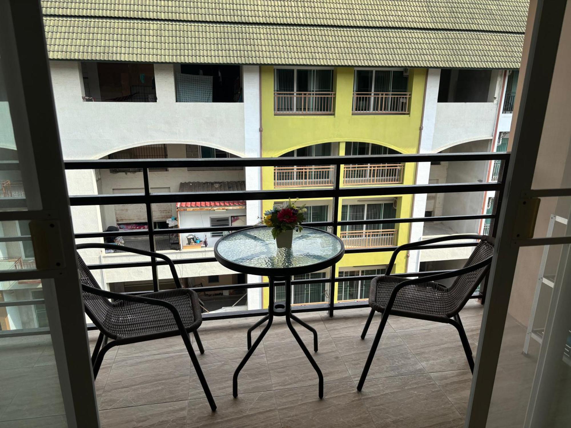 Dx Group Hotel-new Sorot House