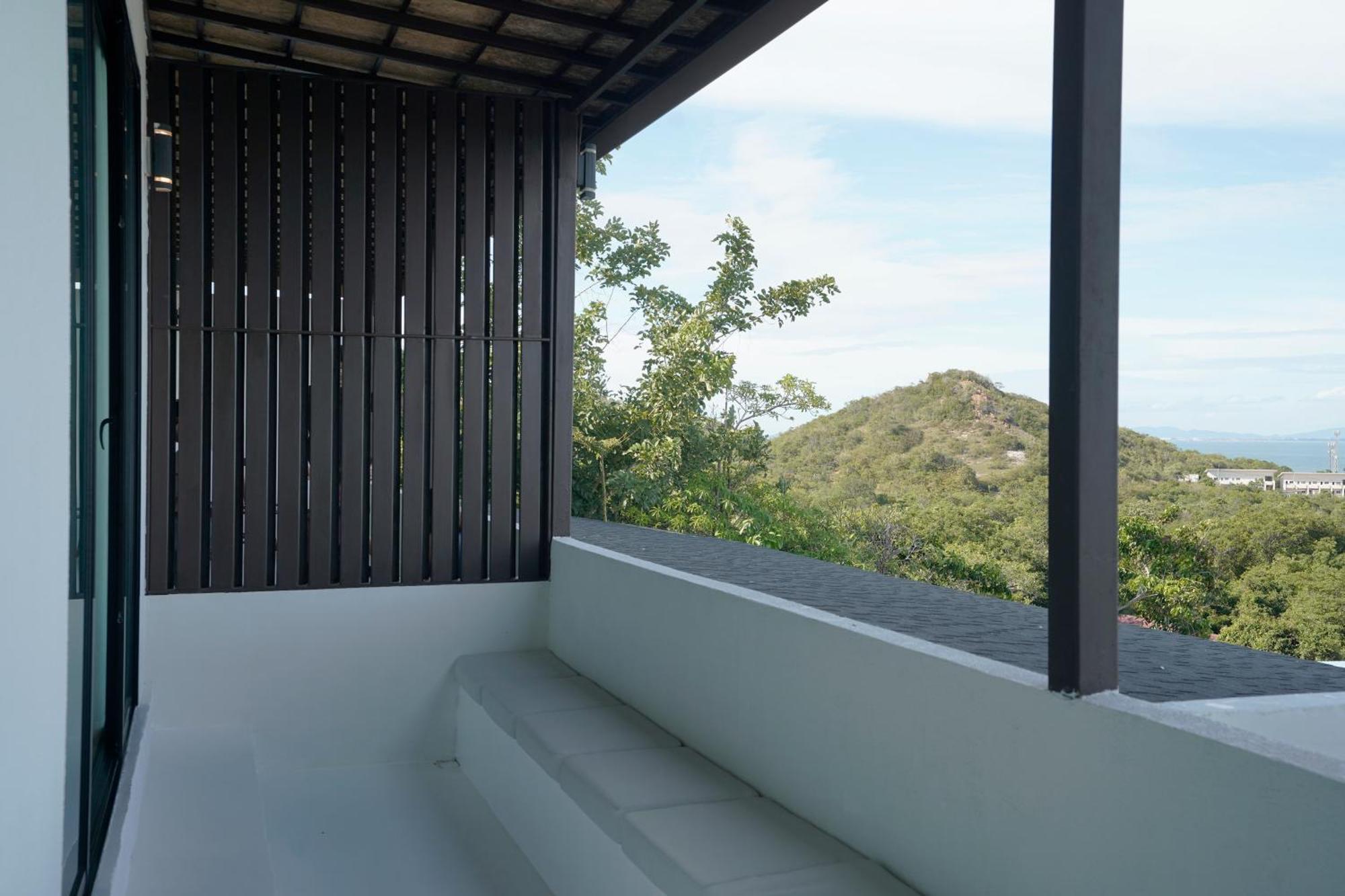 Pichcha Kohlarn Resort