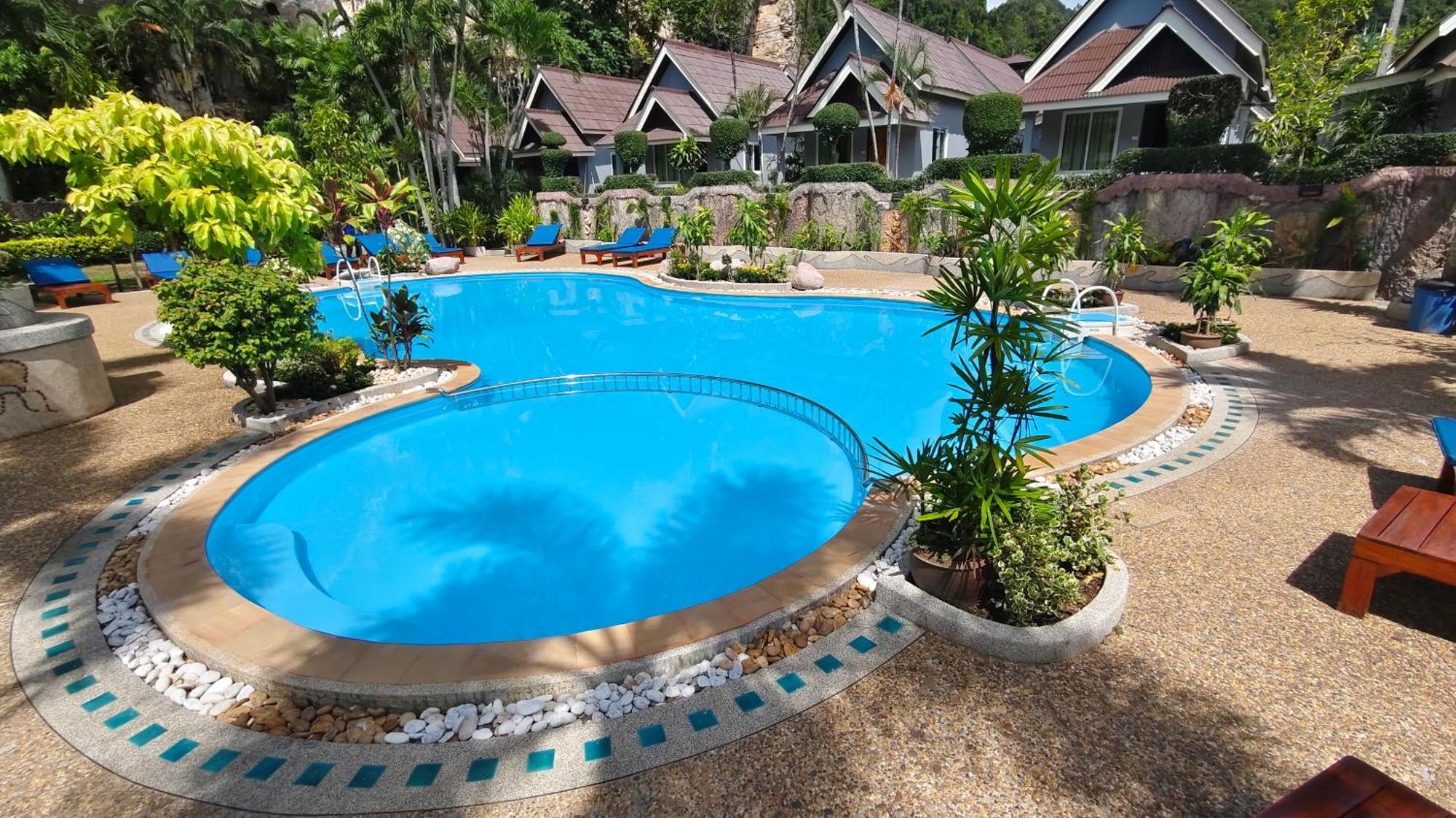 Resort Diamond Cave
