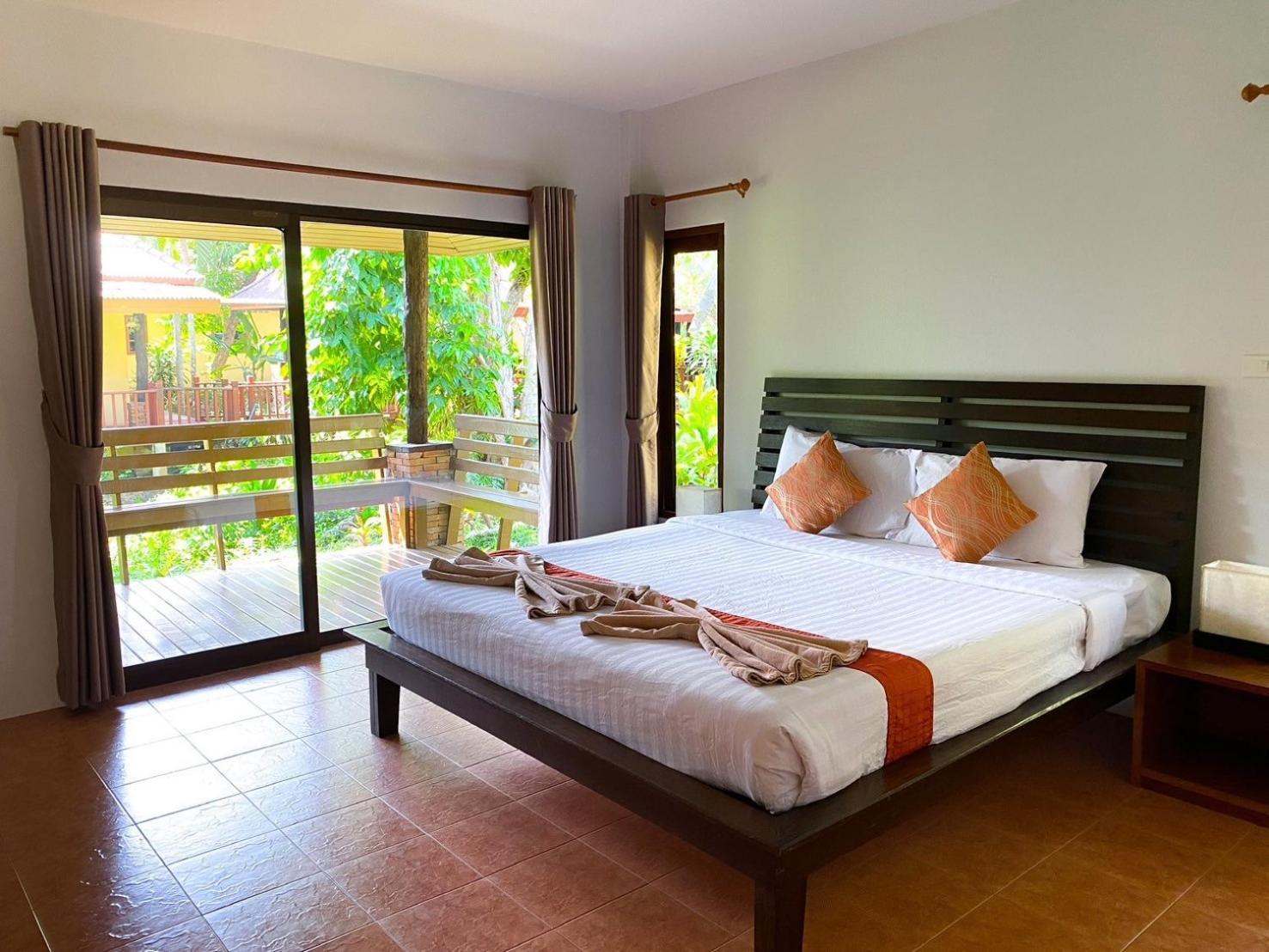 Resort Sunda 3*