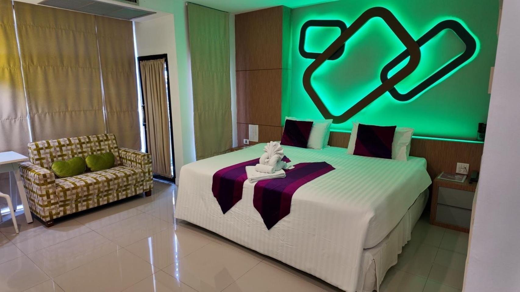 Phitsanulok United Hotel 2*