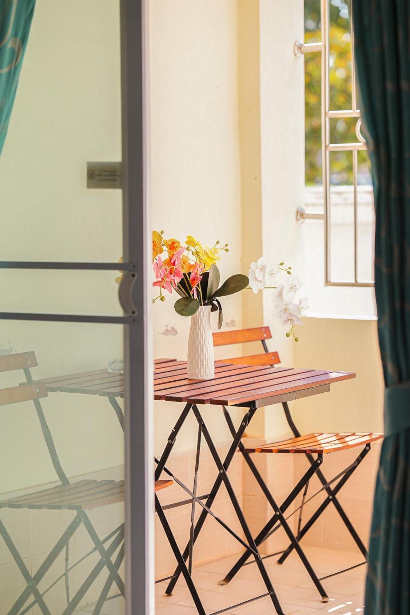 Au Place Hotel 4*