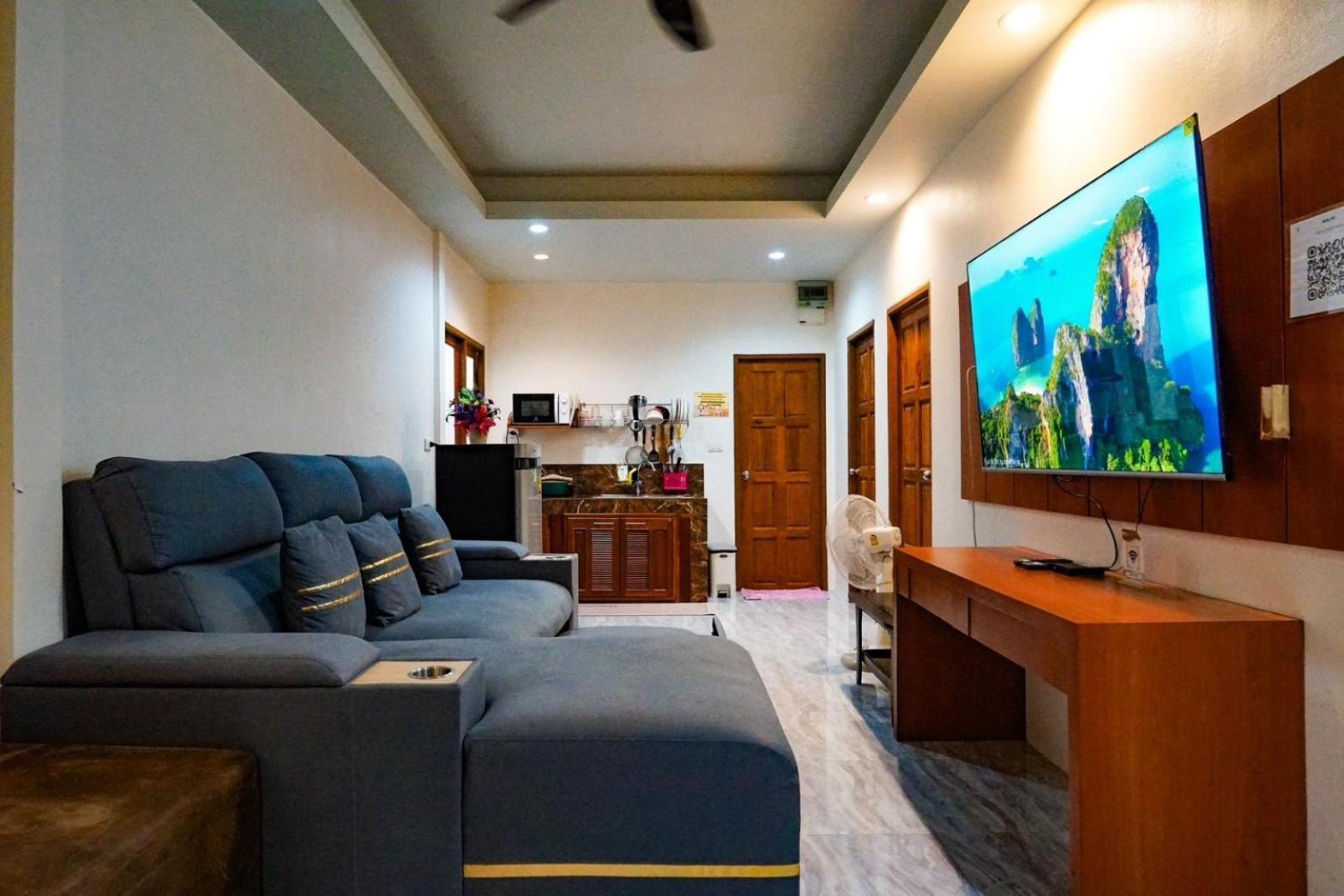 Pinthong Aonang Villa