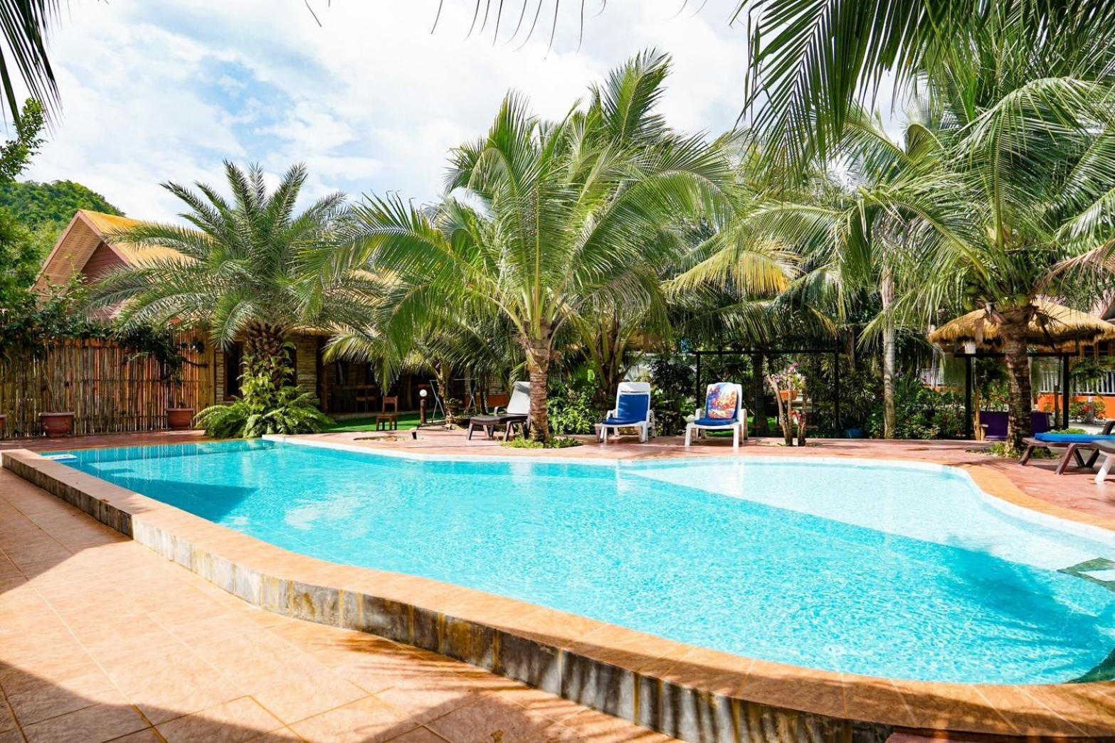 Pinthong Aonang Villa