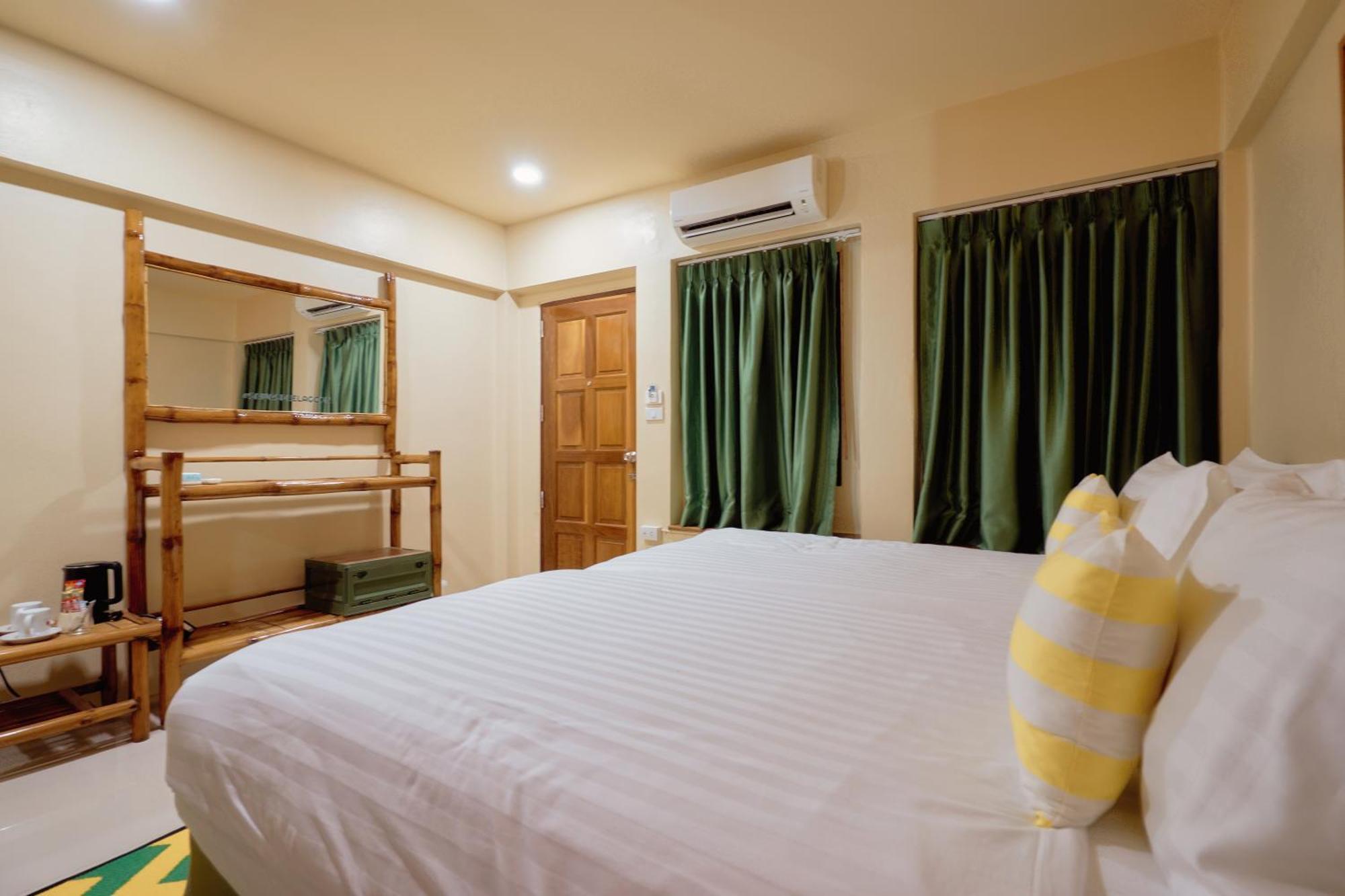 Resort Sawasdee Lagoon *