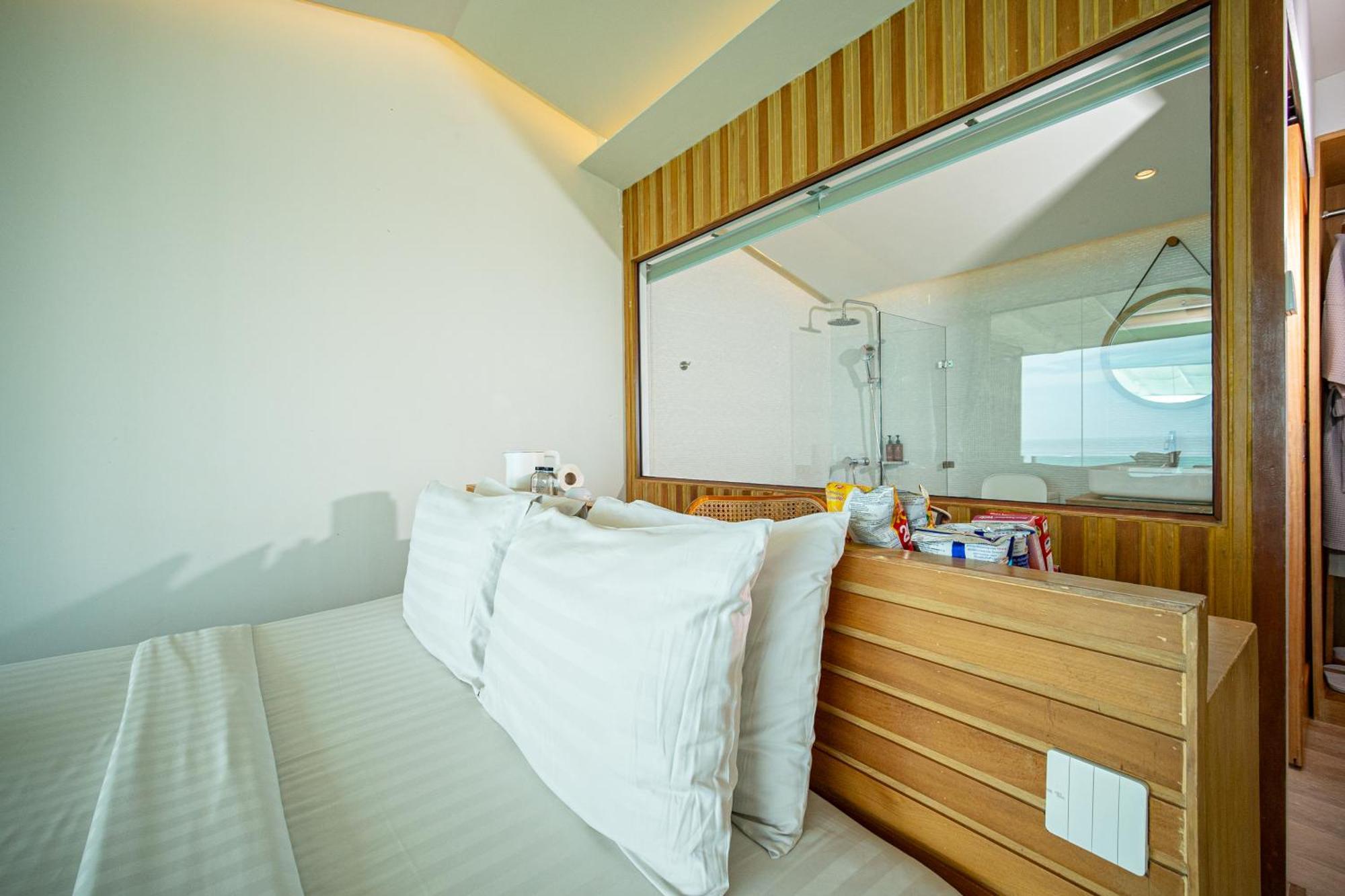 Sangthian Koh Samet