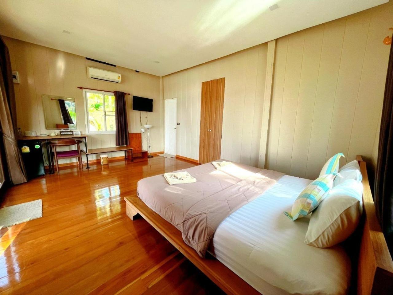 A-na-lay Resort Ko Kut