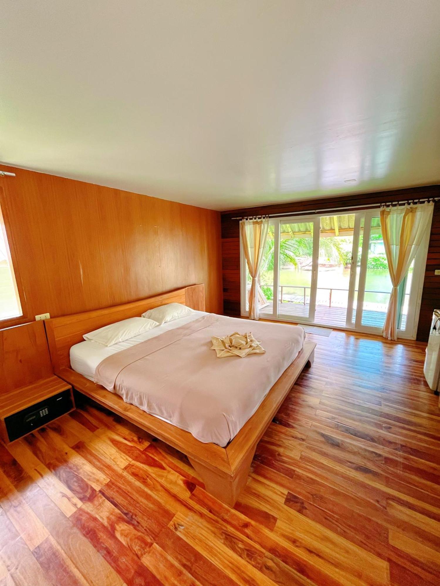 A-na-lay Resort Ko Kut
