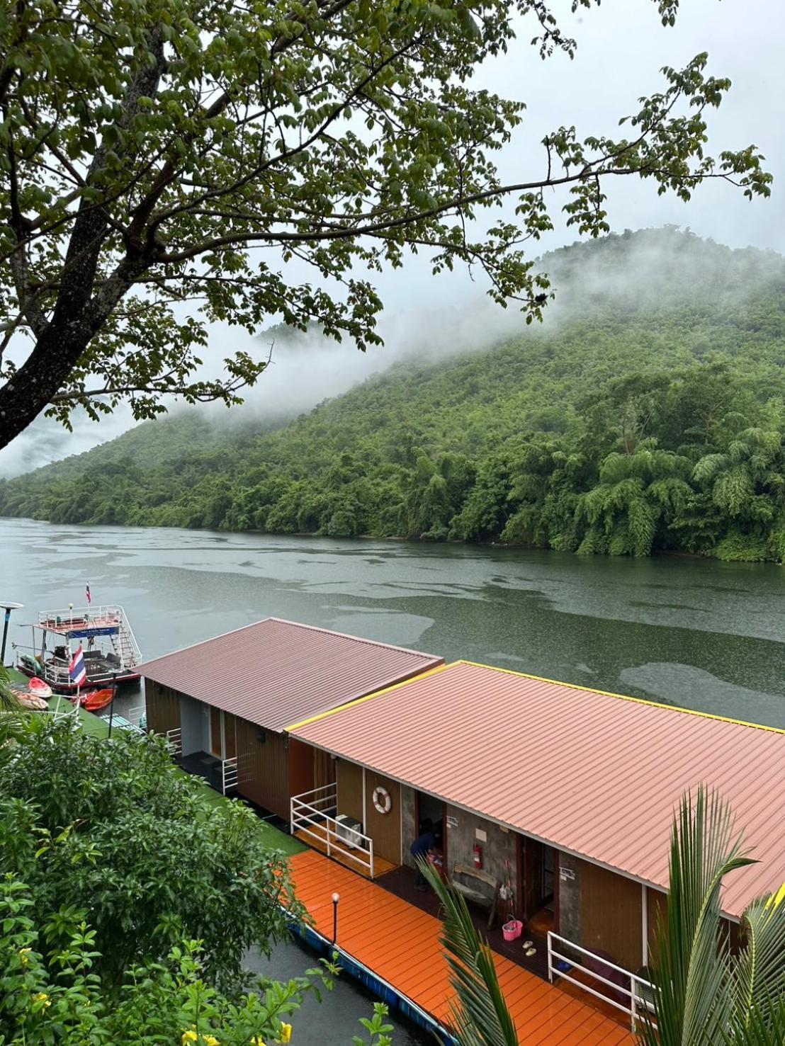 ชอว์ งาทอง รีสอร์ต Chor Ngar Thong Erawan Resort *