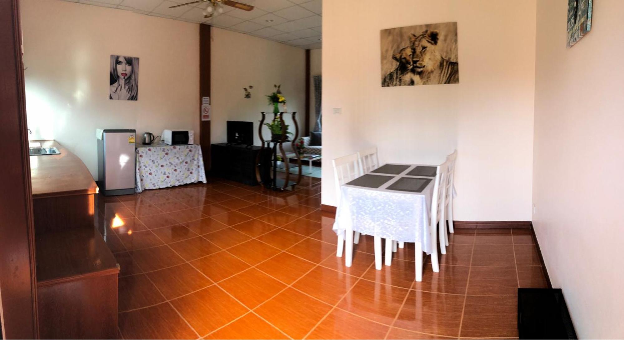 The Sun House 3* HHQ