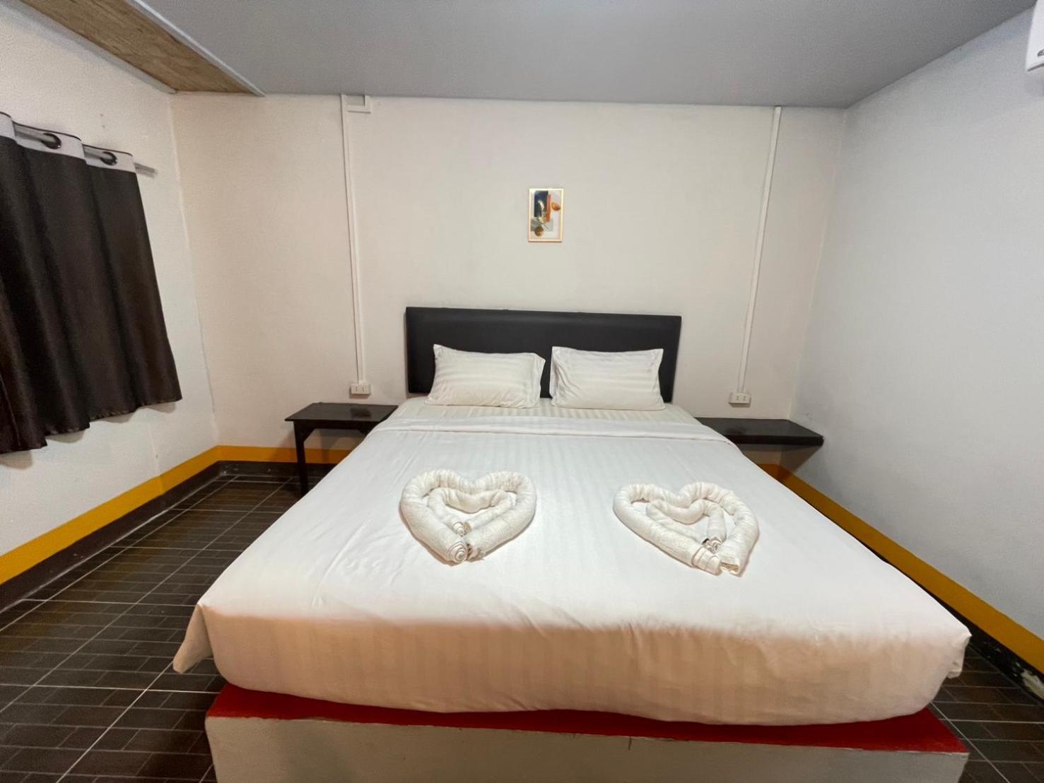 Hotel Mookboonchu ,kohmook Trang 2*