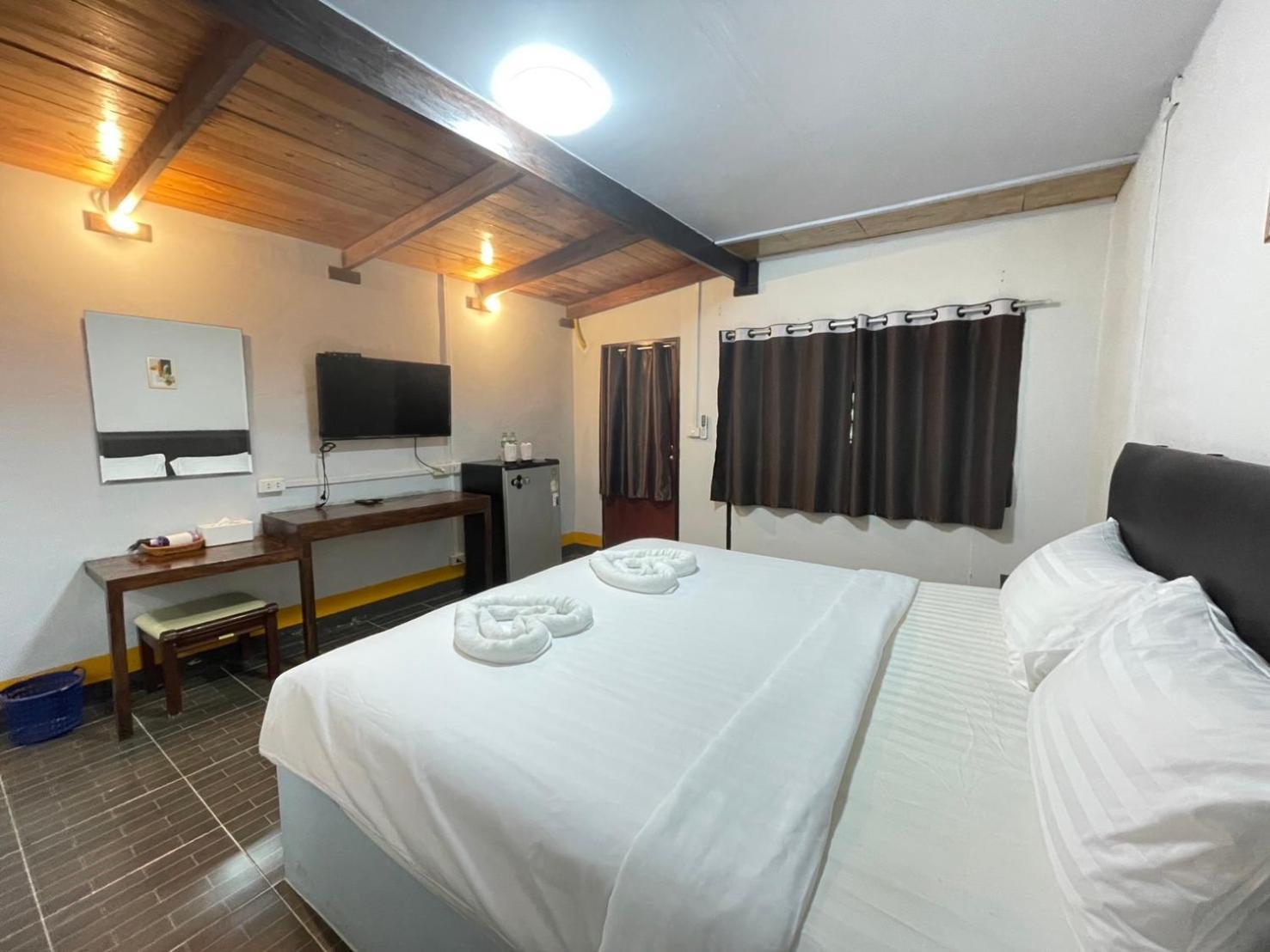 Hotel Mookboonchu ,kohmook Trang
