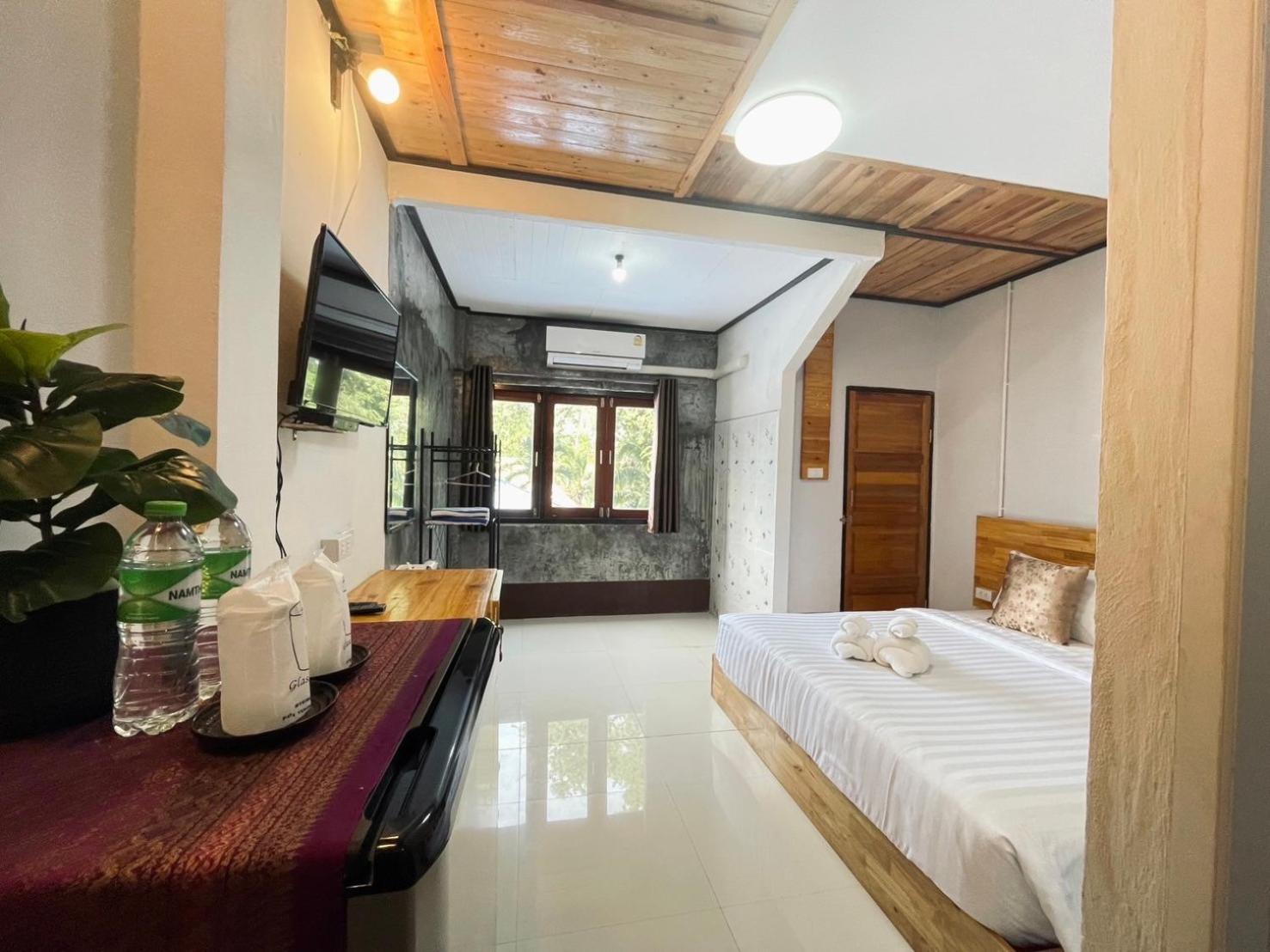 Hotel Mookboonchu ,kohmook Trang 2*