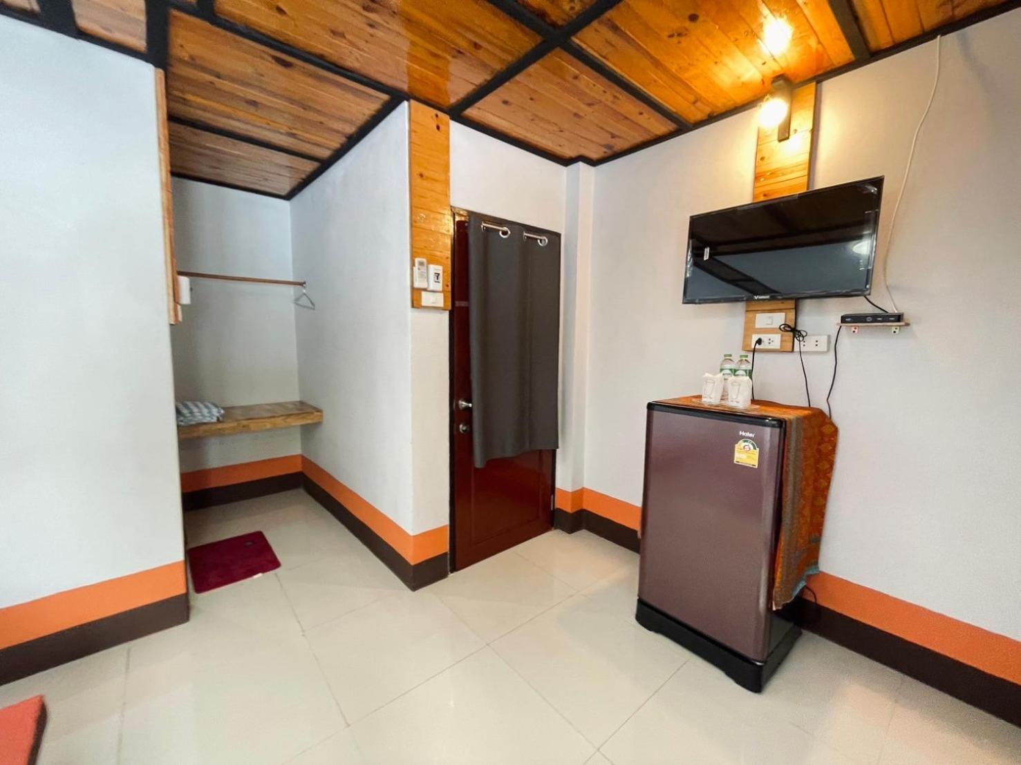 Mookboonchu ,kohmook Trang Hotel