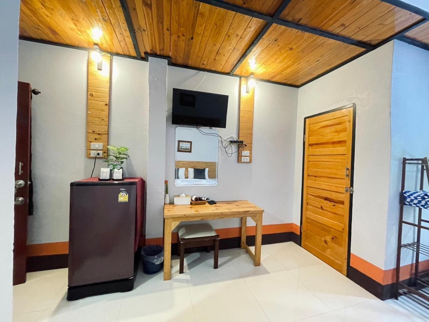 Hotel Mookboonchu ,kohmook Trang