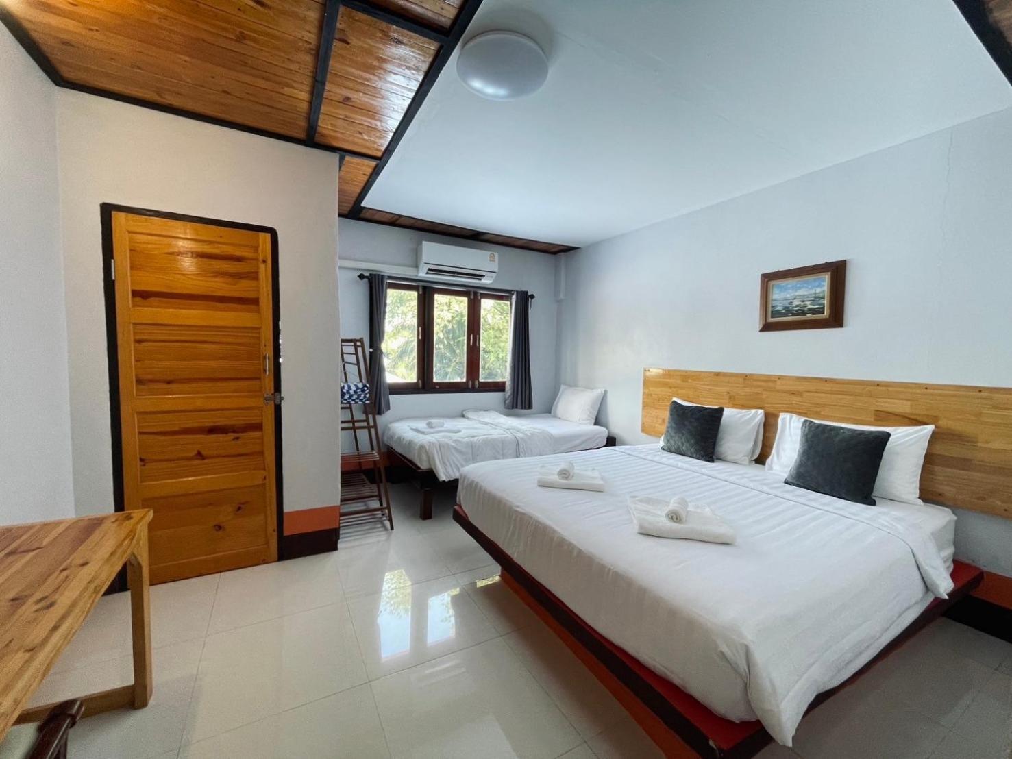 Mookboonchu ,kohmook Trang Hotel
