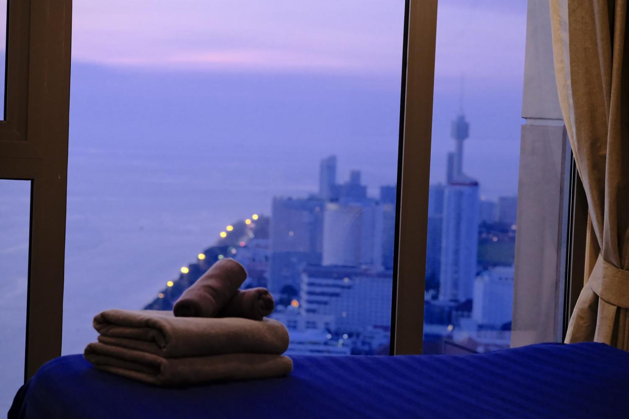Copacabana Luxury & Yahaha