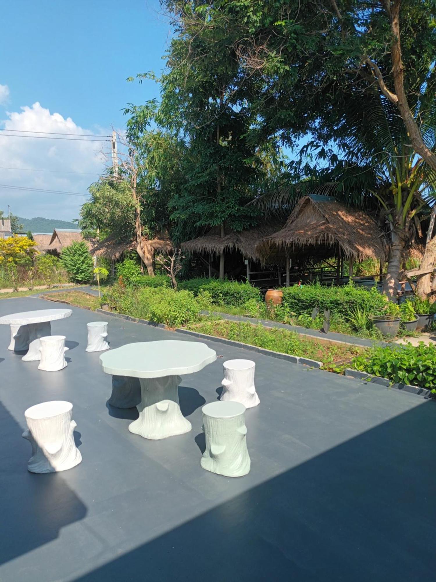 Grant's Place Thailand *