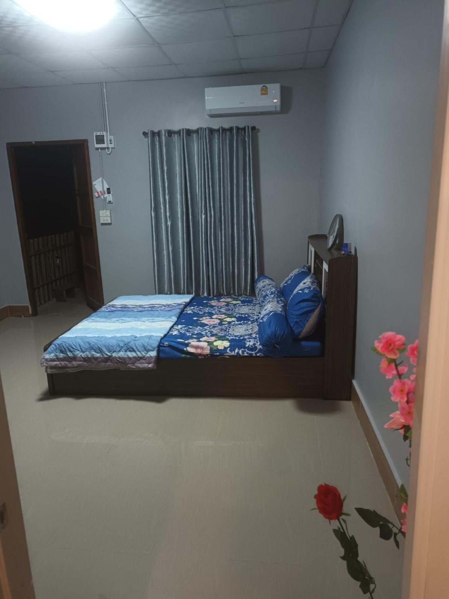 Grant's Place Thailand * Rayong