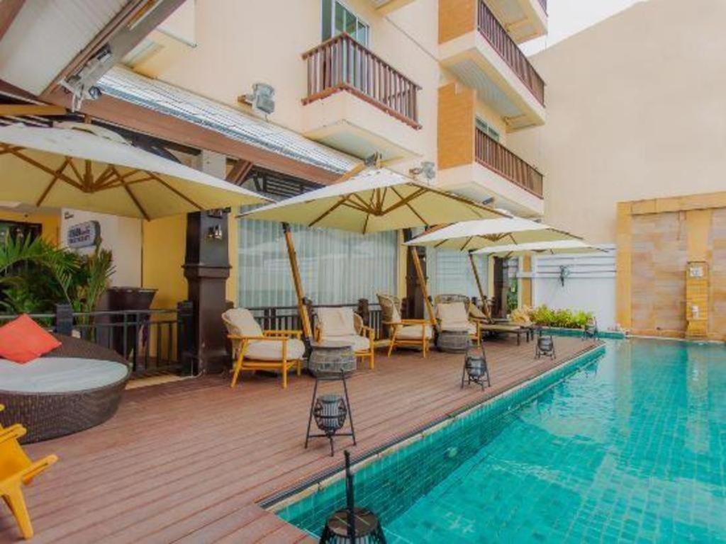 Sarita Cha Let And 3* Jomtien Beach