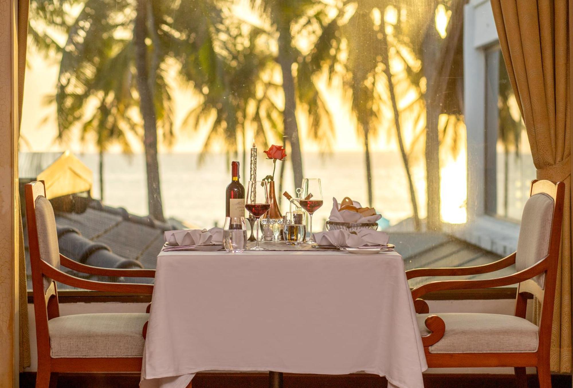 Katathani Phuket - Sha Extra Resort Praia de Kata