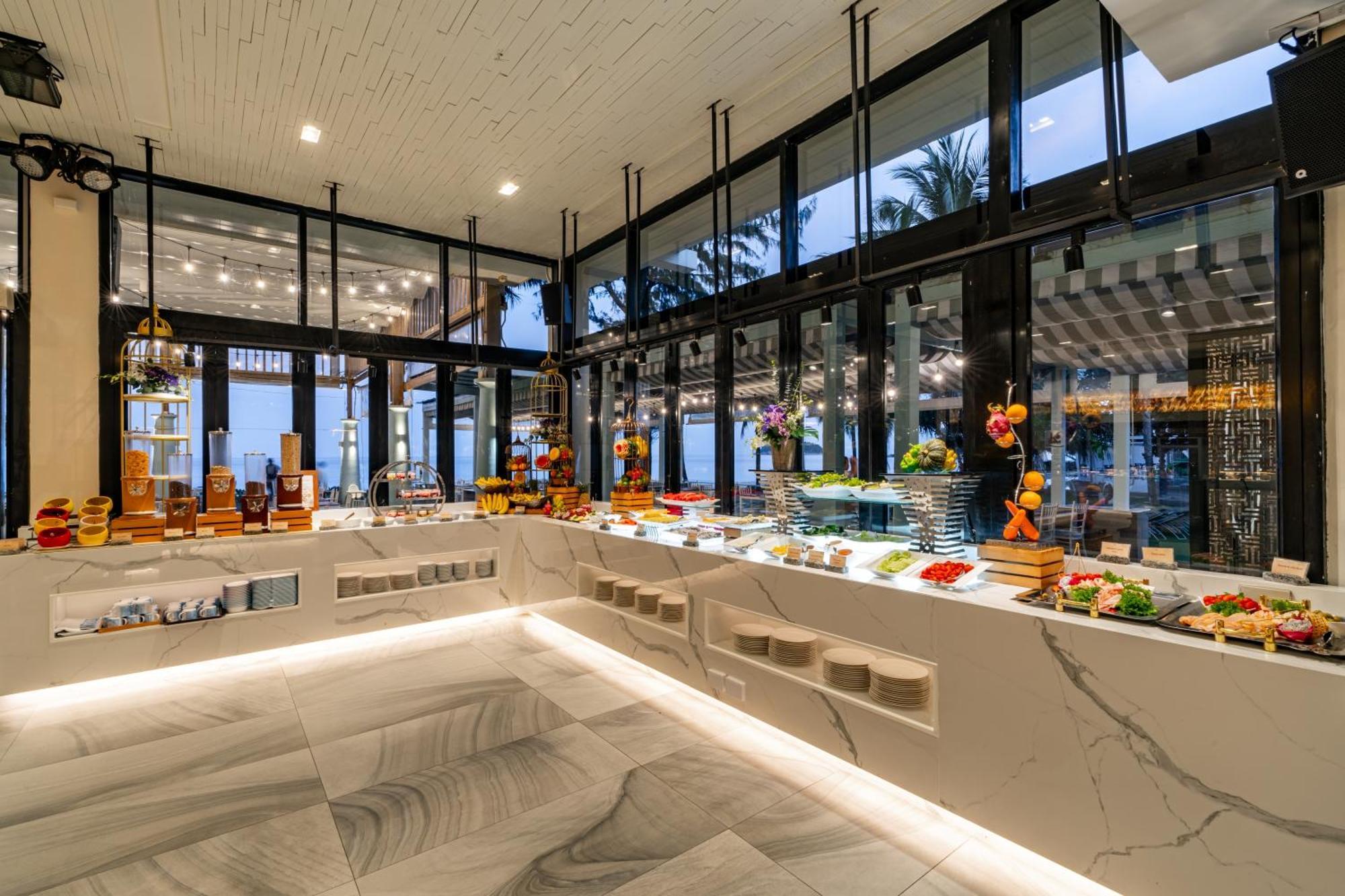 Katathani Phuket - Sha Extra 5* Praia de Kata