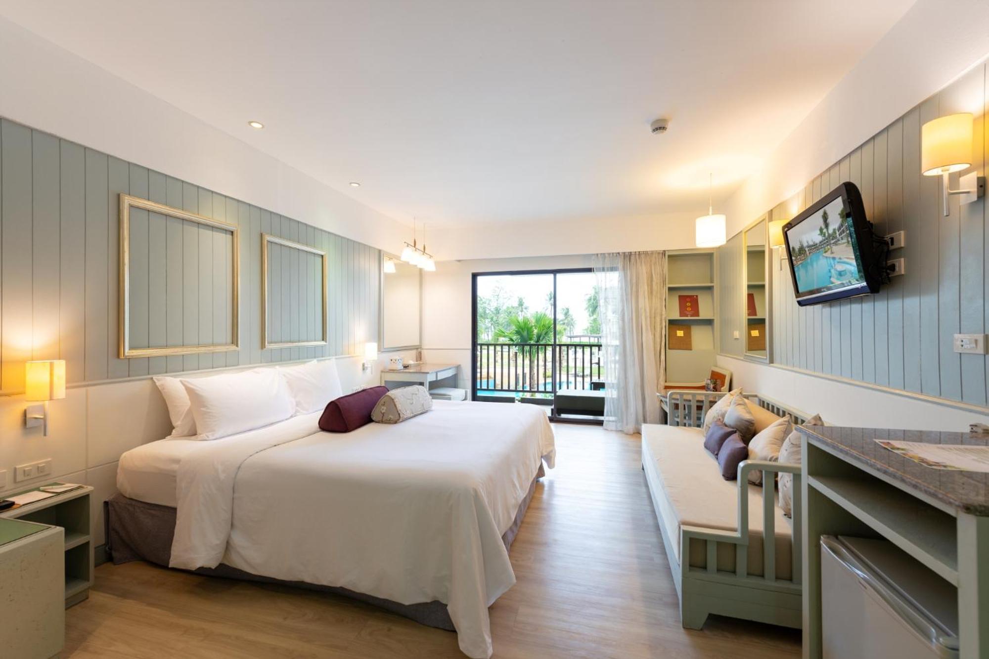 Katathani Phuket - Sha Extra Resort Praia de Kata