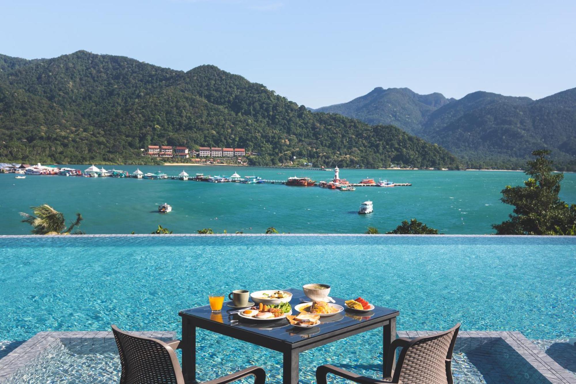 Bhuvarin Resort
